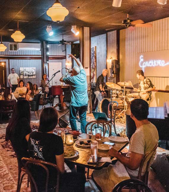 Epicure Café (Photo by Aaron Spicer), best bars in virginia, best bars with live music