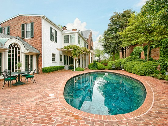 Lee house