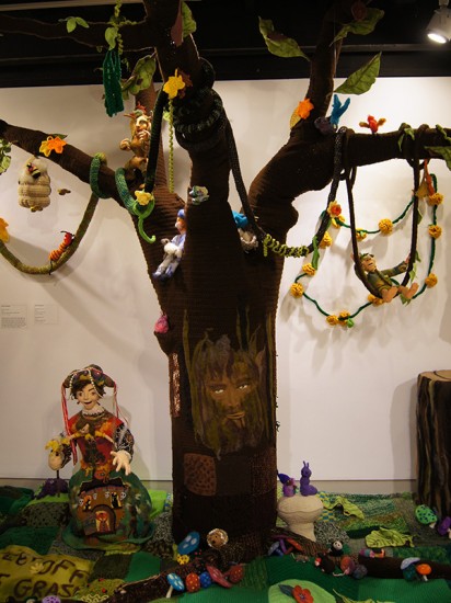 Materialized Magic: Mythical Creatures in a Yarn Artistry Habitat