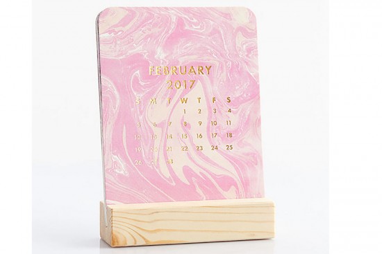 desk calendar