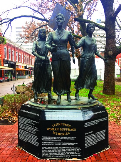 Tennessee Woman Suffrage Memorial / Photo by Eliza Berkon